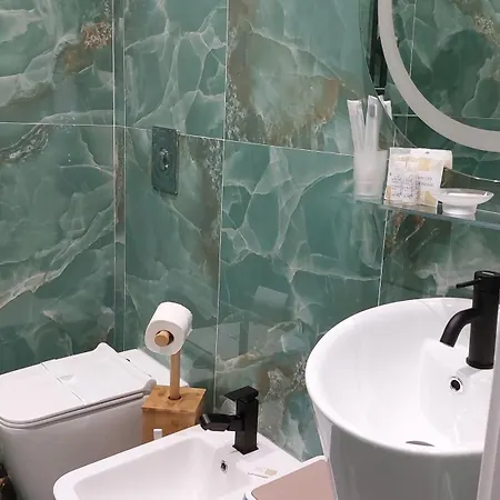 Domus 84 By Babylon 公寓