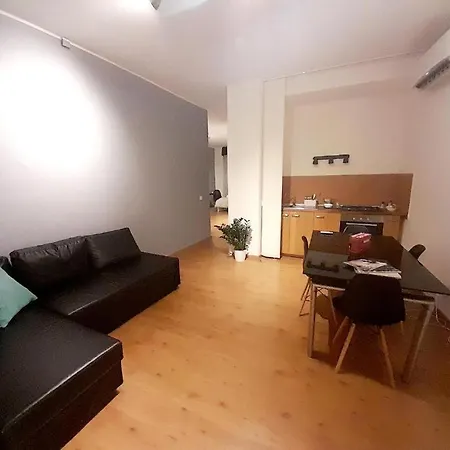 Domus 84 By Babylon *