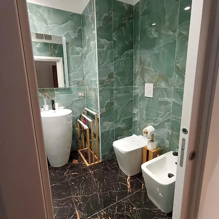 Domus 84 By Babylon * Napoli